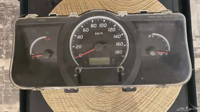 عداد هايس باص تويوتا بنزين يركب من 2008 الى 2016 1