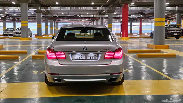 بي ام دبليو bmw 730 li 2013 من النوادر 44