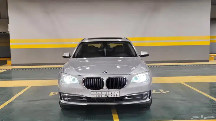 بي ام دبليو bmw 730 li 2013 من النوادر 42