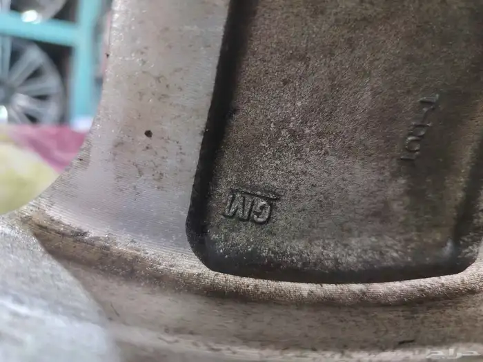 جنوط شفروليه سلفرادو Z71 موديل 2018اصلي مقاس 18 6