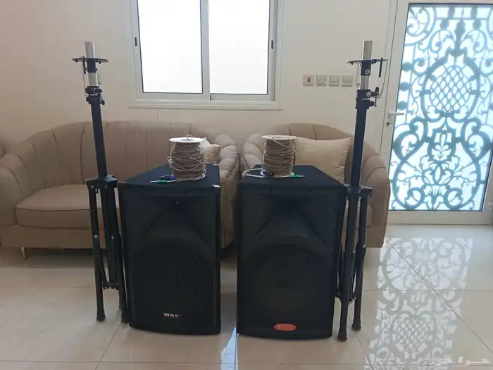 مكبرات صوت 0