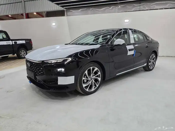 فورد تورس تيتانيوم 2026 1