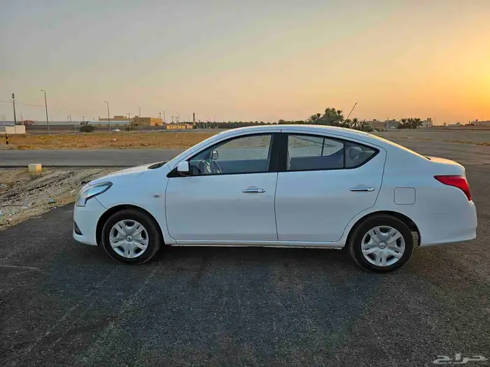 صني 2022 ابيض 0