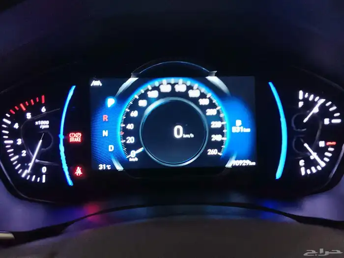 سياره هواندي سنتافي 220 ديزل مكينه 2200كوري ون مليون نضيفه م 4