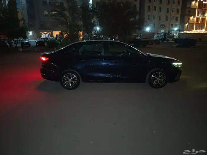 جيلي امجراند 2023 ستاندر 3