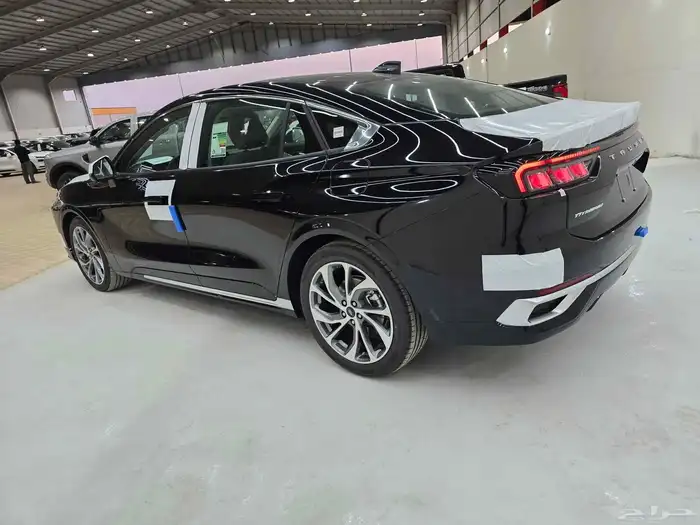 فورد تورس تيتانيوم 2026 4