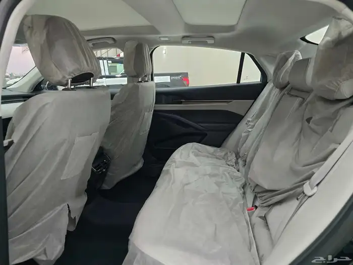 فورد تورس تيتانيوم 2026 10