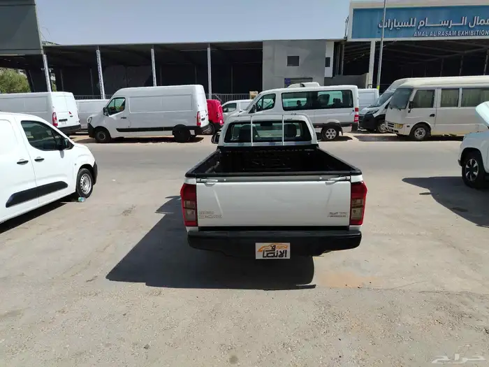 ايسوزو غماره 8