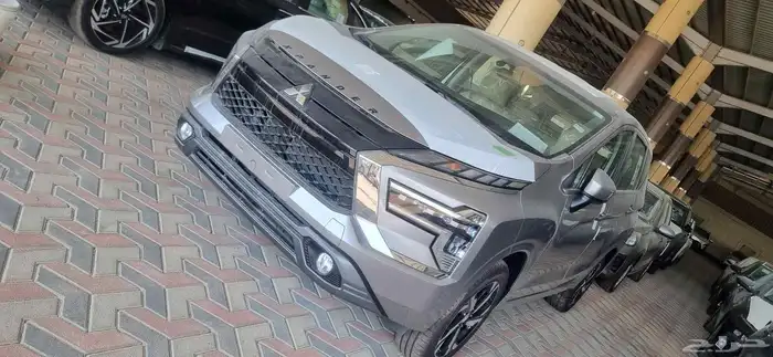 ميتسوبيشي اكسباندر 2025 1