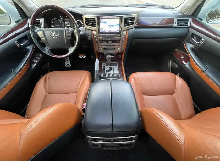 لكزس LX570 2014 فل سعودي 8
