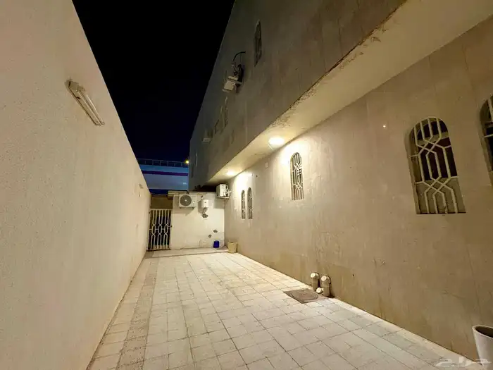 شقه للايجار 3غرف وصاله ومطبخ وحمامين 19