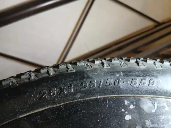 جنوط سيكل مع كفر 7تروس مقاس 26 اخو الجديد الواحد140 1