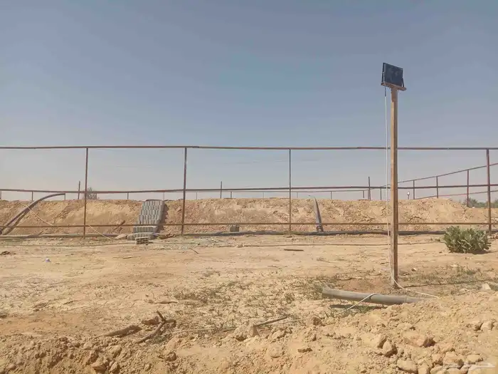 حداد تغطية احواض سمك مزروعةتصميم 0