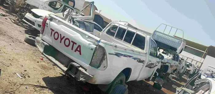 جموس وهيلكسات وهوندا اكرد ولكزاس 6