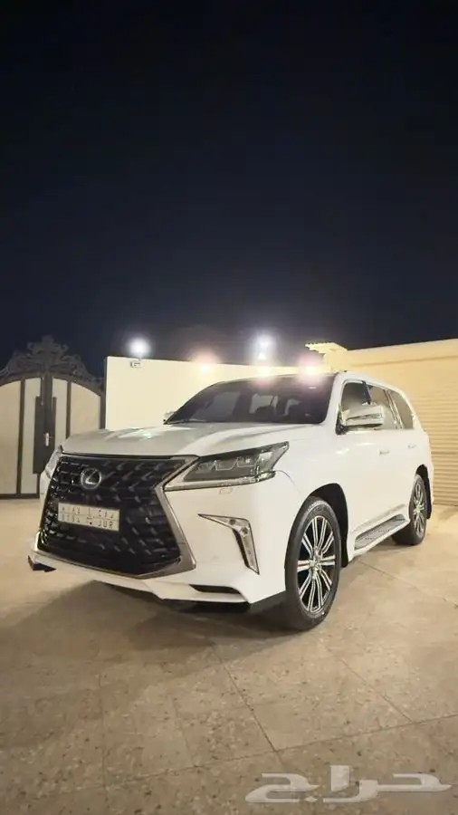لكزس 2016 1