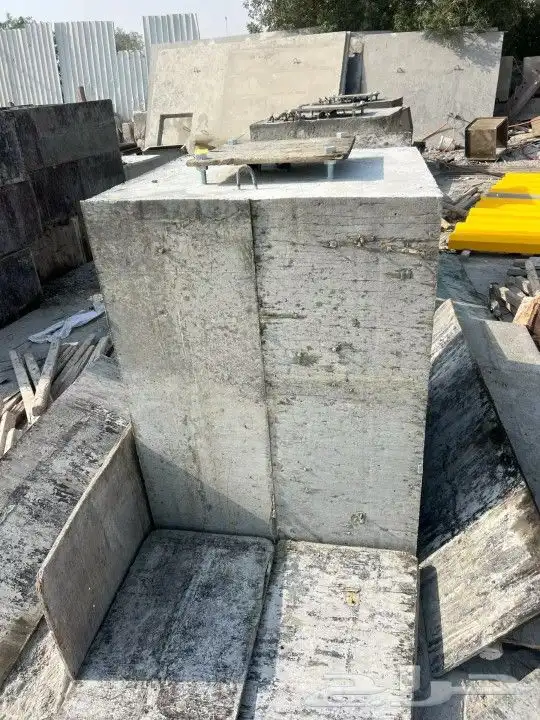 قواعد خرسانية وحواجز 9