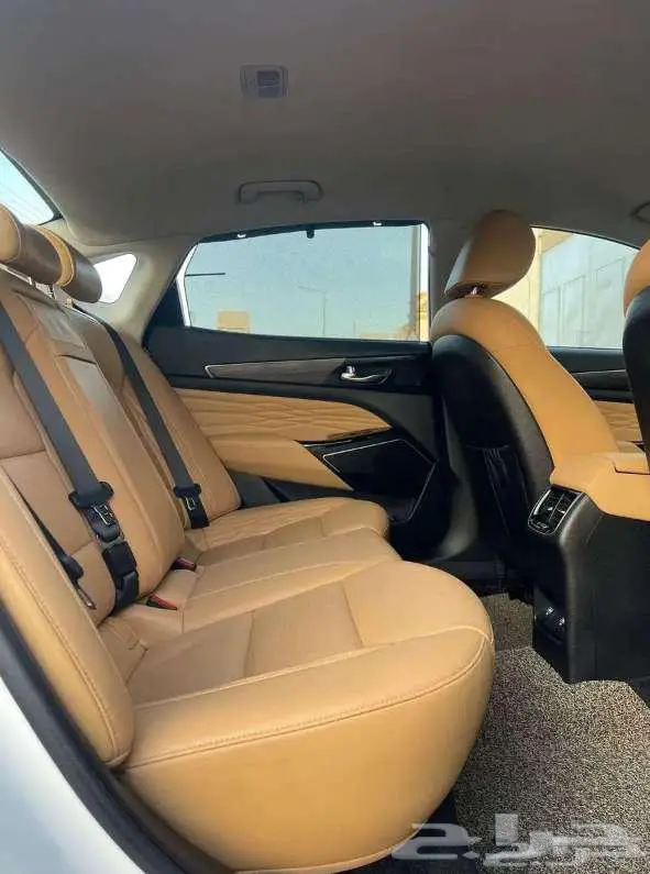 للبيع كيا كادنزا K7 بنزين 7