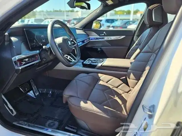 2024 BMW 740 i xDrive 9