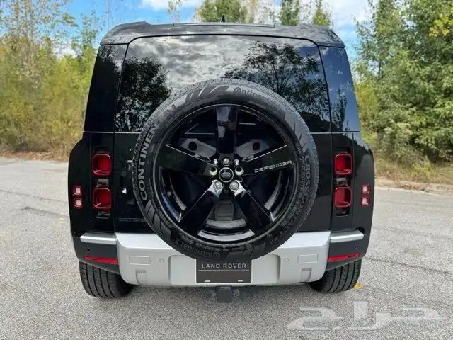 Defender 110 P400 S 2024 4