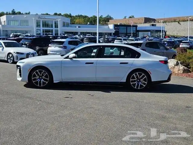 2024 BMW 740 i xDrive 2