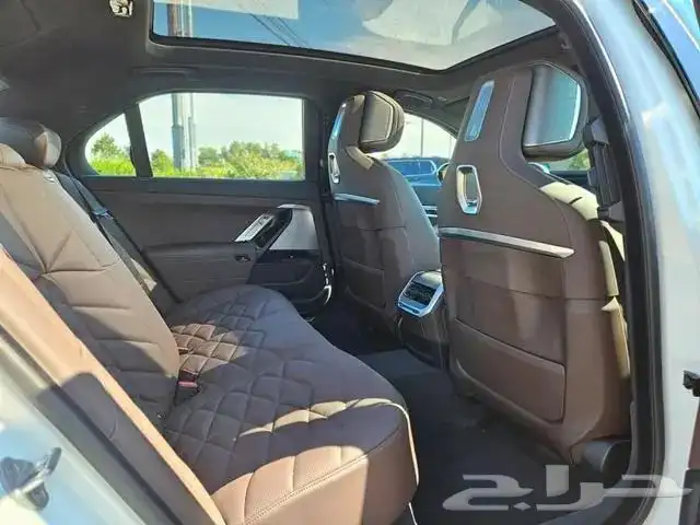 2024 BMW 740 i xDrive 12