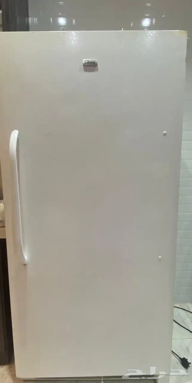 ثلاجة من شركة gibson 0