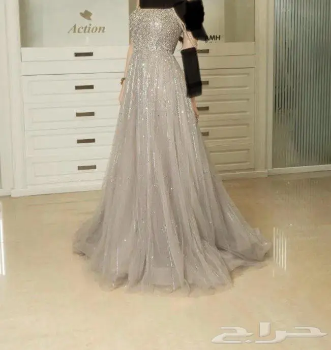 فستان من أكشن 1