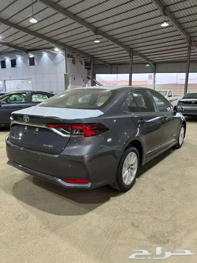تويوتا كورولا جنوط ماكينة2.0 موديل 2025 15