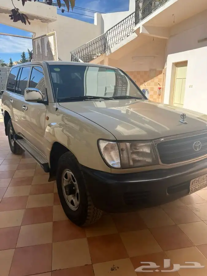 جيب لاند كروزر 2000 6