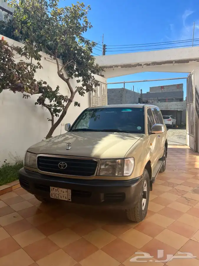 جيب لاند كروزر 2000 9