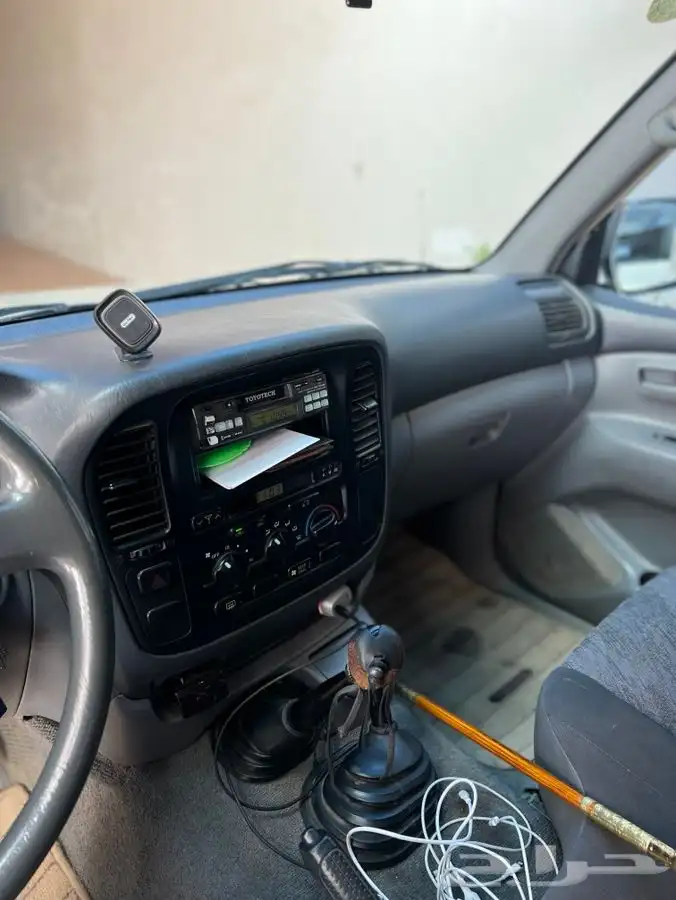 جيب لاند كروزر 2000 2