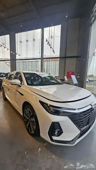 شيري اريزو8 لاكجري 2025 بسعر حصري لايكرر index