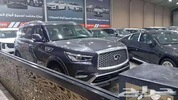 انفينتي QX80 برواكتيف بلاك موديل 2024 3