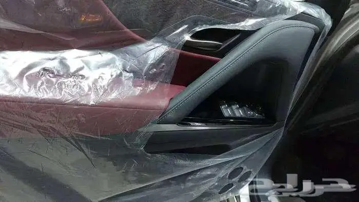 لكزس B B ابيض داخلي احمر 2024 خليجي 9