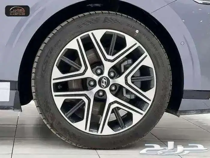 هيونداي أزيرا بريميوم 2025- 165600 شامل الضريبة 1