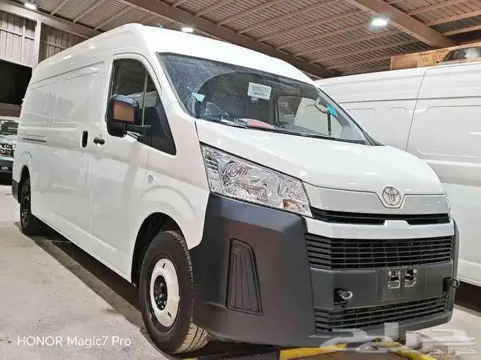 باص بضاعة ديزل توماتيك باب مفصلي 2025 2