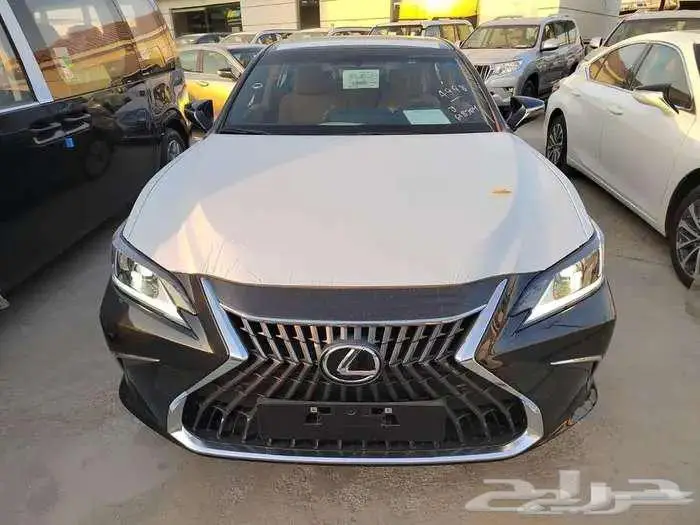 لكزس ES250 AA بنزين 2025 كاش واقساط 18