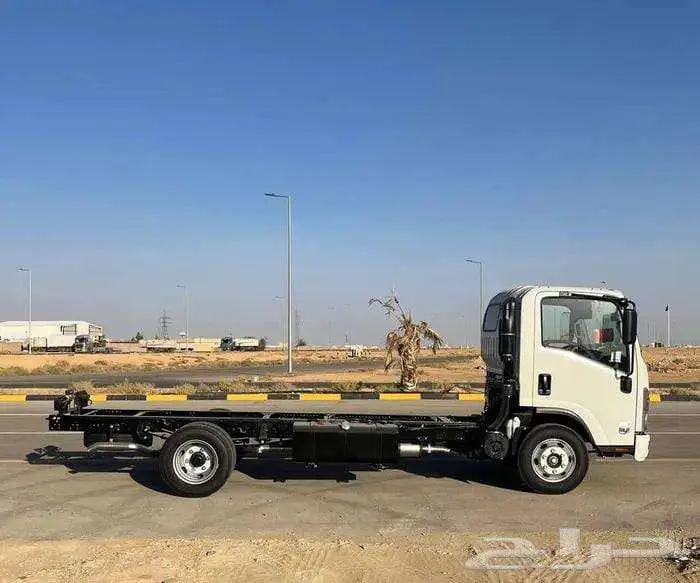 ايسوزه دينا استنادر 6طن موديل 2025 كاش وتمويل اقل الاسعار 7