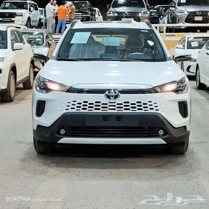 تويوتا كورلا كروس هايبرد.نص الفل 2025 3
