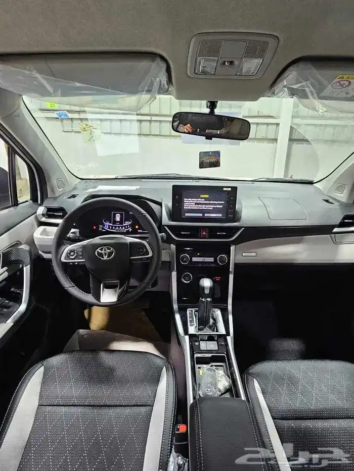 تويوتا فيلوز GLX موديل 2025 4