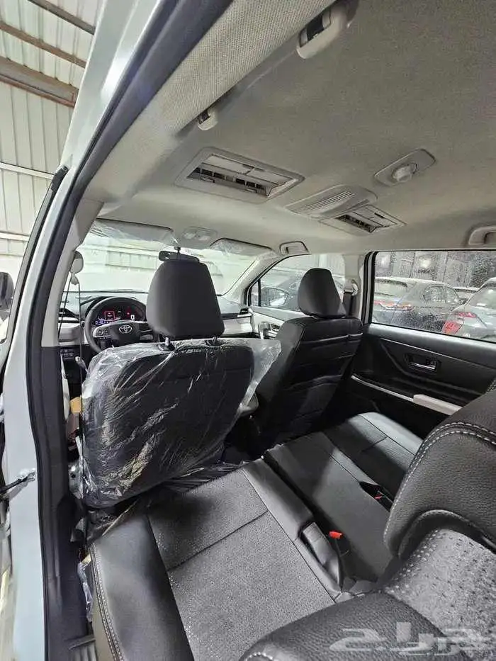 تويوتا فيلوز GLX موديل 2025 6