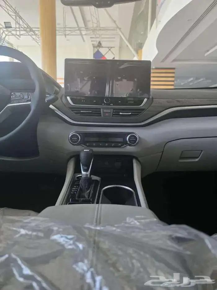 نيسان التيما نص فل 2026 كاش وأقساط 6