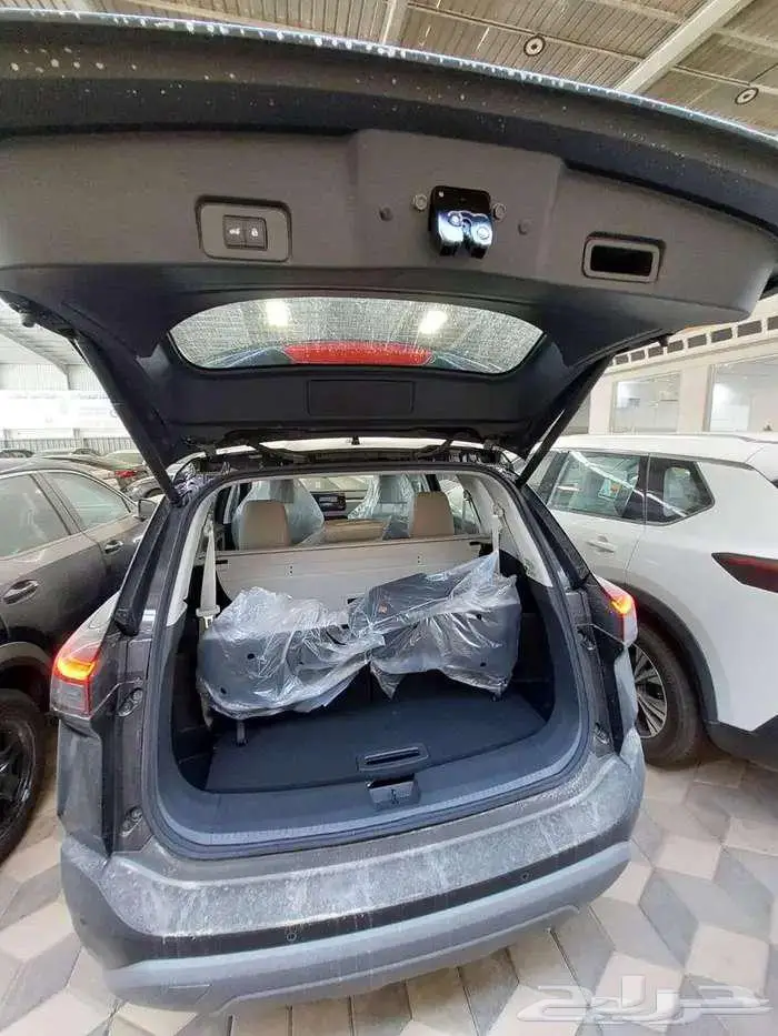 نيسان اكس تريل SV PLUS 2025 قير اوتماتيك بنزين 6