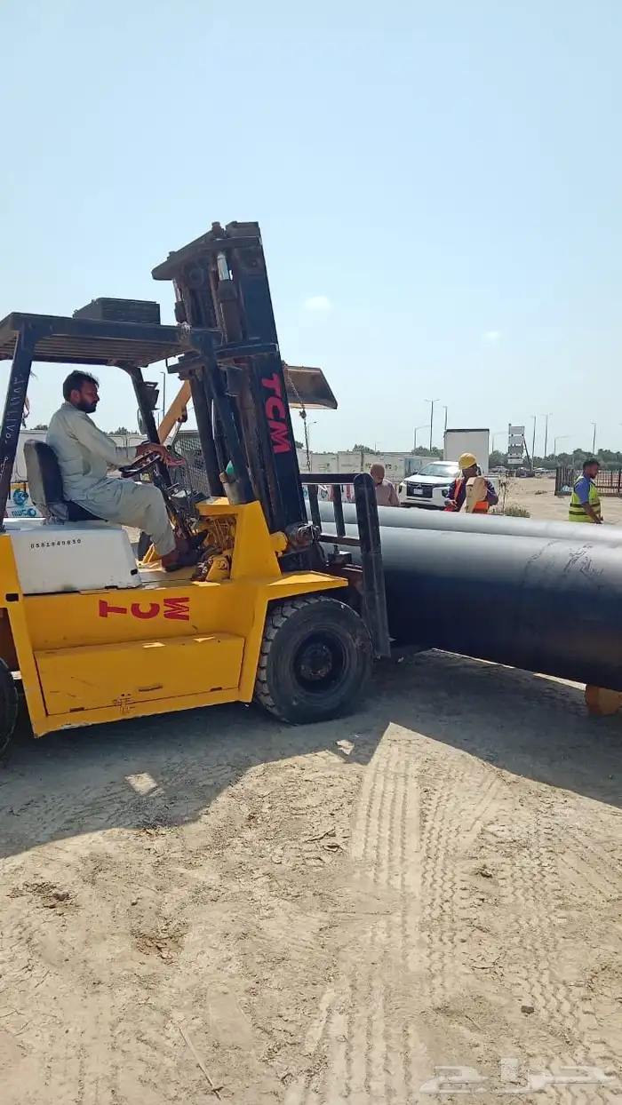 رافعه شوكيه سكين فوركليفت للايجار في جده 1