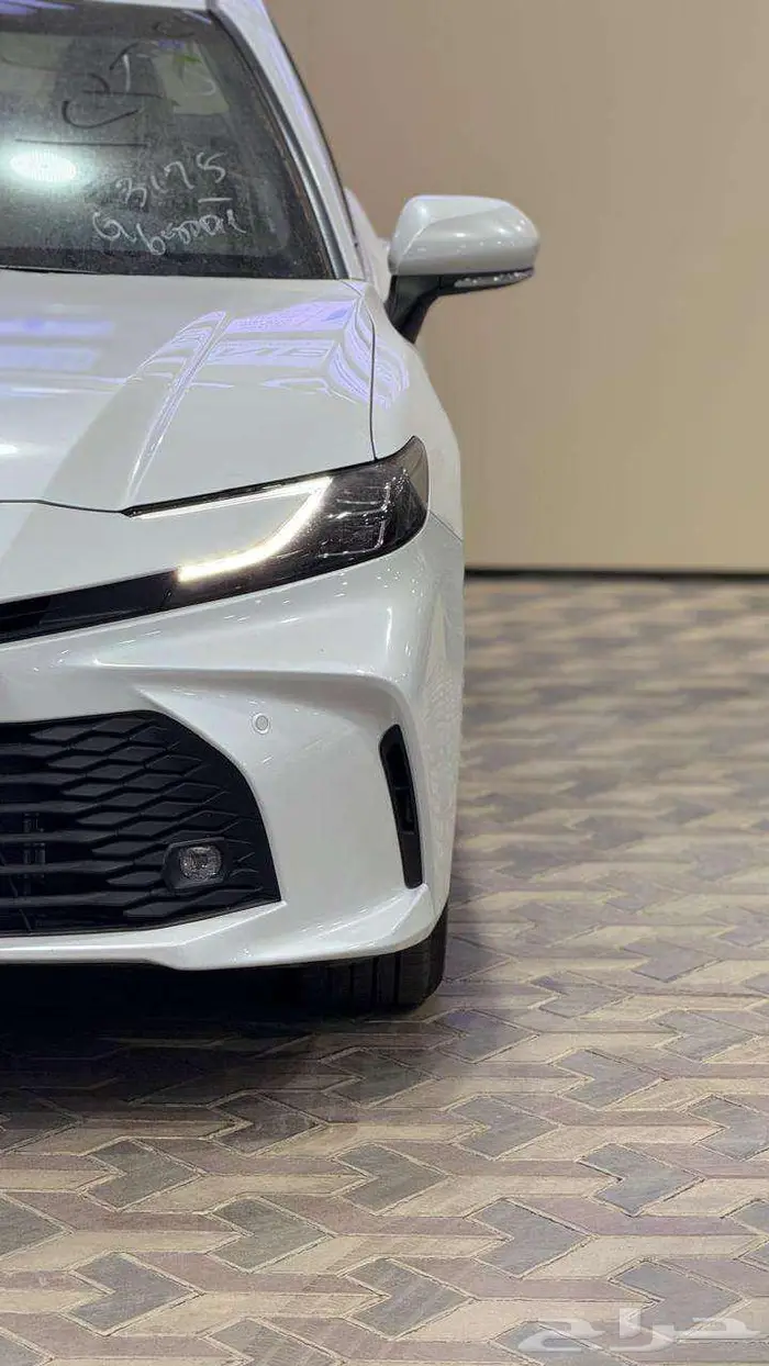 تويوتا كامري 2025 LE 30