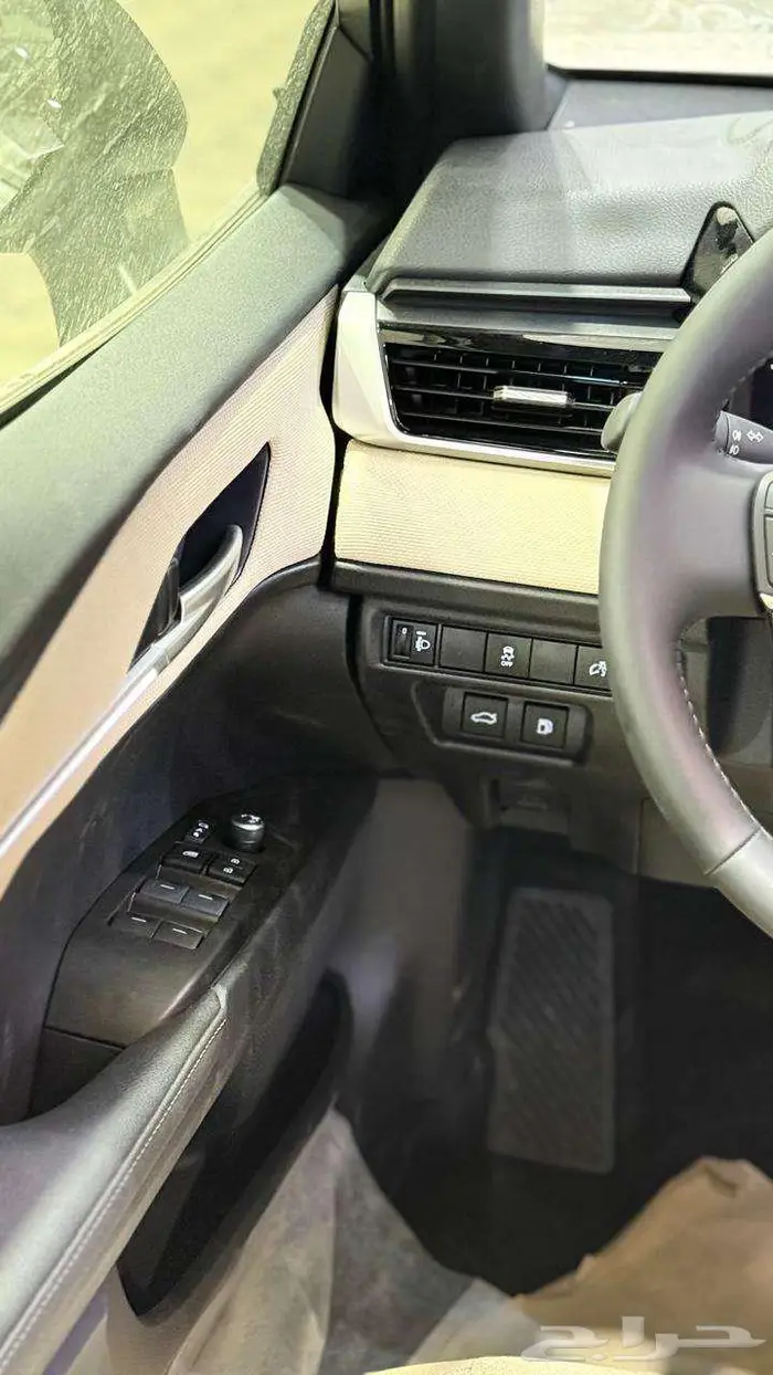 تويوتا كامري 2025 LE 19