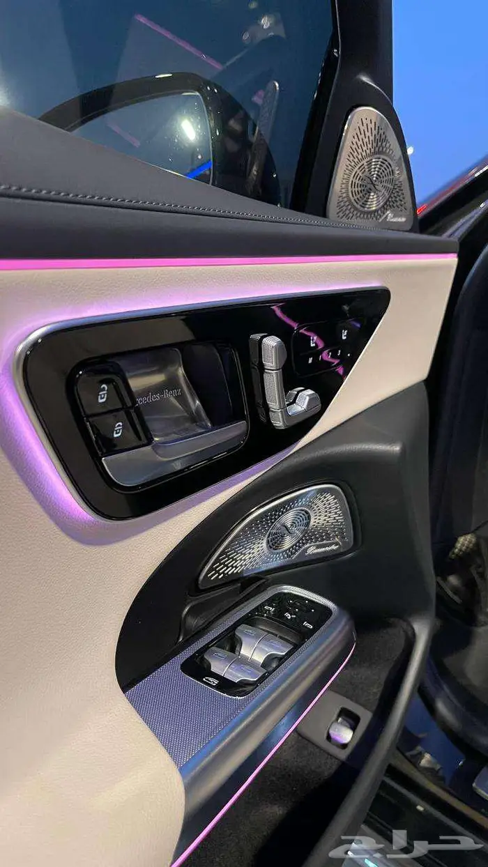 مرسيدس E200 موديل 2024 23