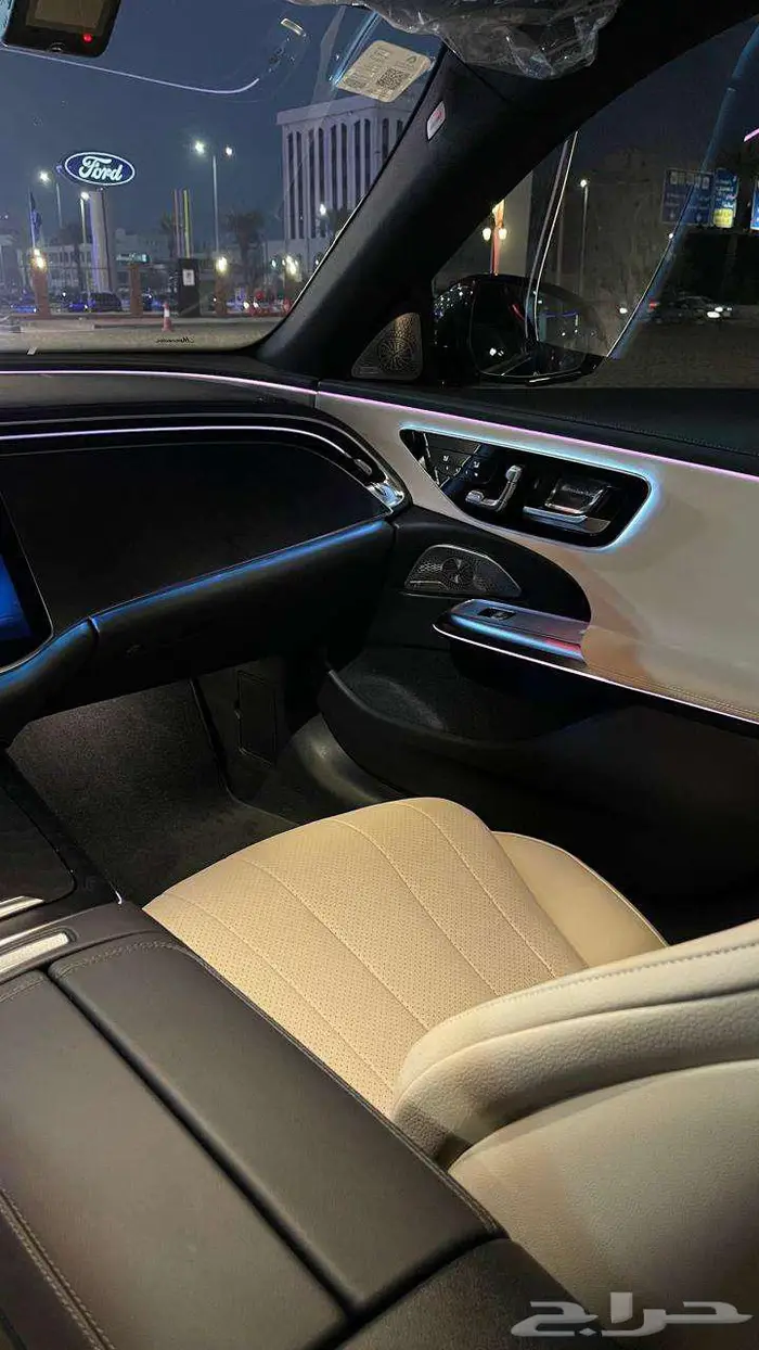 مرسيدس E200 موديل 2024 33