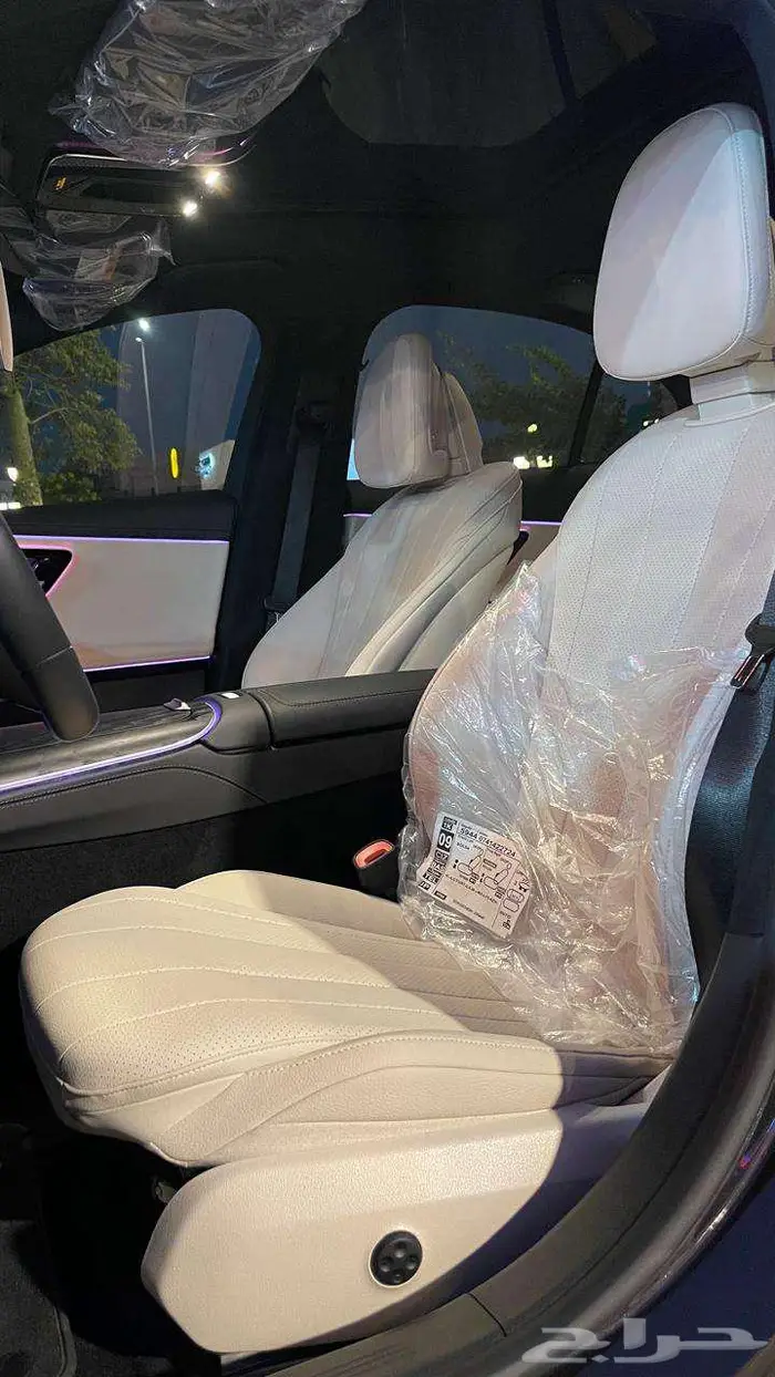 مرسيدس E200 موديل 2024 31