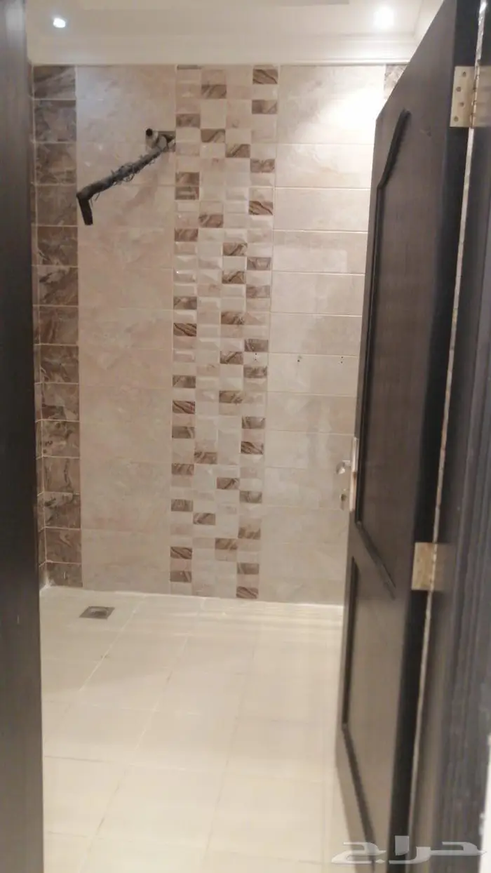 شقة 5 غرف تشطيب رائع ومودرن - الفلاح الحمدانية جدة 9